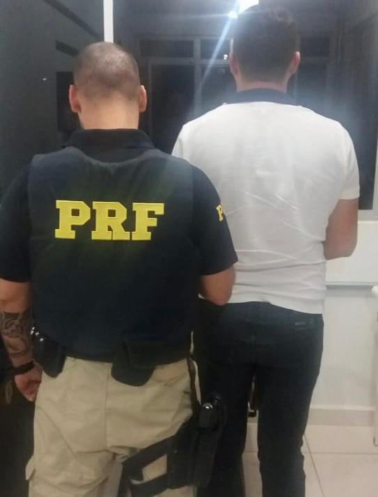 PRF PRENDE HOMEM REALIZANDO TRANSPORTE ILEGAL DE OURO - News Rondônia