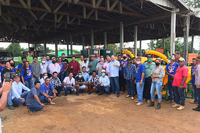 Presidente Alex Redano participa de entrega de implementos para produtores rurais de Buritis - News Rondônia