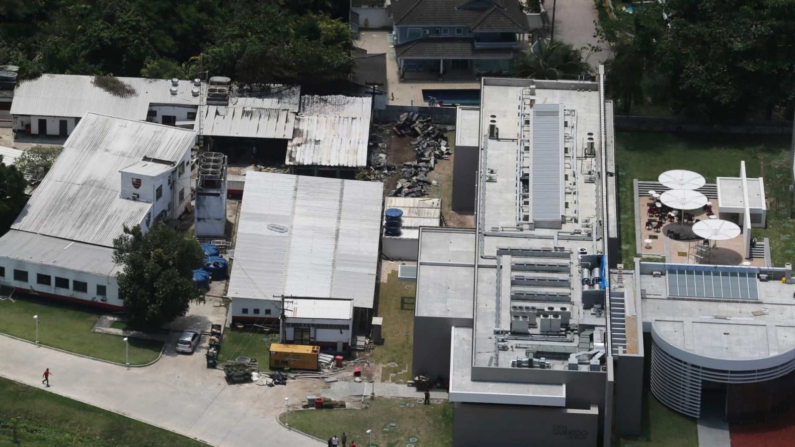 BASE DO FLAMENGO VOLTA AO TRABALHO COM PRESENÇA DE SOBREVIVENTES - News Rondônia