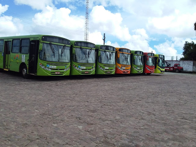 ÔNIBUS DESCARTADOS 'POR IDADE' DA FROTA DE SÃO LUIS/MA ESTÃO CHEGANDO PARA INTEGRAR O SISTEMA DE PORTO VELHO - News Rondônia
