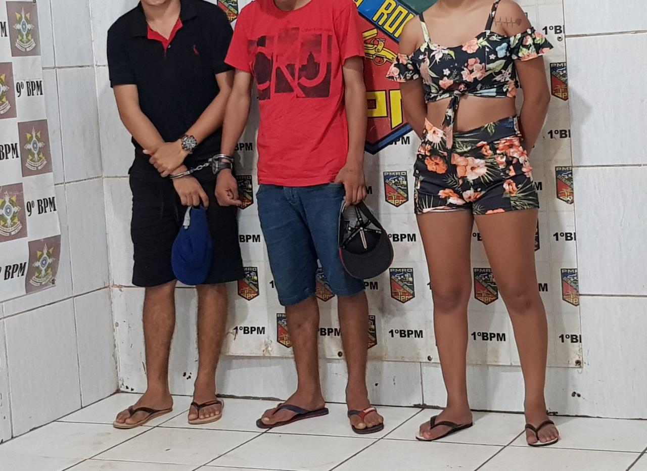 TRÊS SÃO DETIDOS COMERCIALIZANDO DROGA NO CAMPO DA AFA - News Rondônia