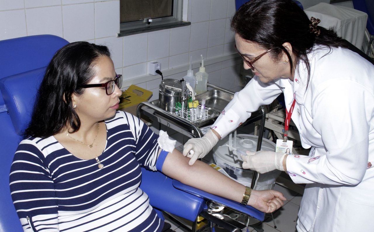 SANGUE 0 POSITIVO ZEROU; PROFESSORES E ESTUDANTES DA UNIR, SOLDADOS DO 5º BEC E CONTROLADORES DE VOO IRÃO DOAR - News Rondônia