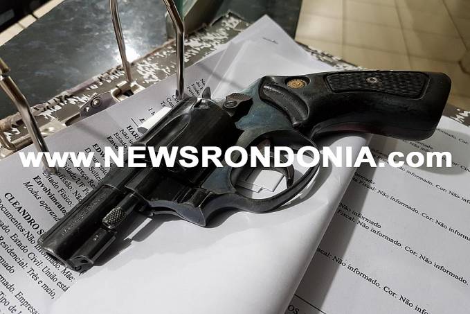 Dupla suspeita de assaltos na zona sul é presa com revólver - News Rondônia