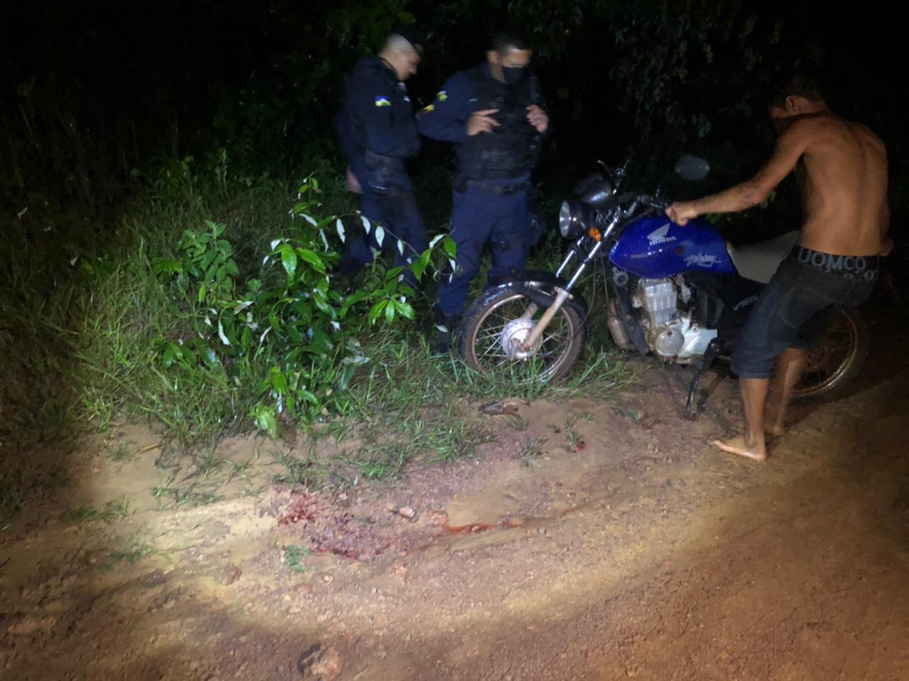EXECUÇÃO - Homem é morto com quase 10 tiros na zona rural - News Rondônia