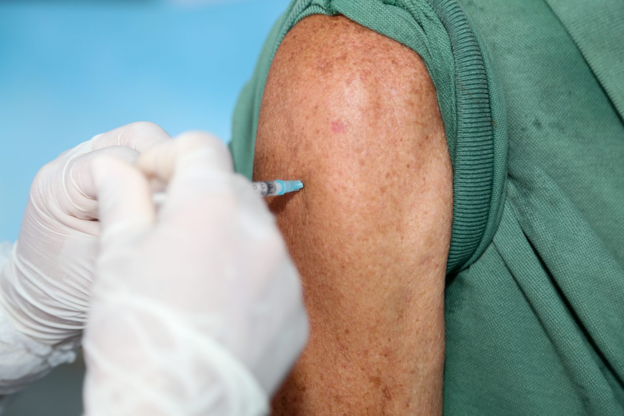 MOBILIZAÇÃO EM ALUSÃO AO ABRIL VERDE VAI DESTINAR 700 DOSES DE VACINA CONTRA H1N1 AOS CAMINHONEIROS EM RONDÔNIA - News Rondônia
