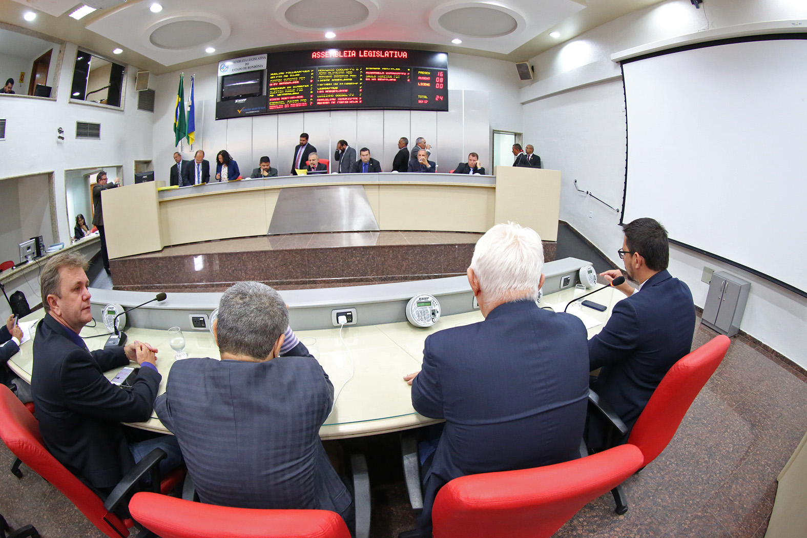 APROVADO NA ASSEMBLEIA PROJETO QUE PREVÊ ATUALIZAÇÃO DA LEI DO ICMS - News Rondônia
