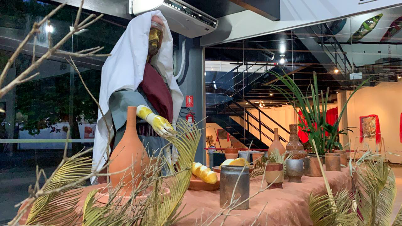 Lenha na fogueira: Via Sacra - News Rondônia