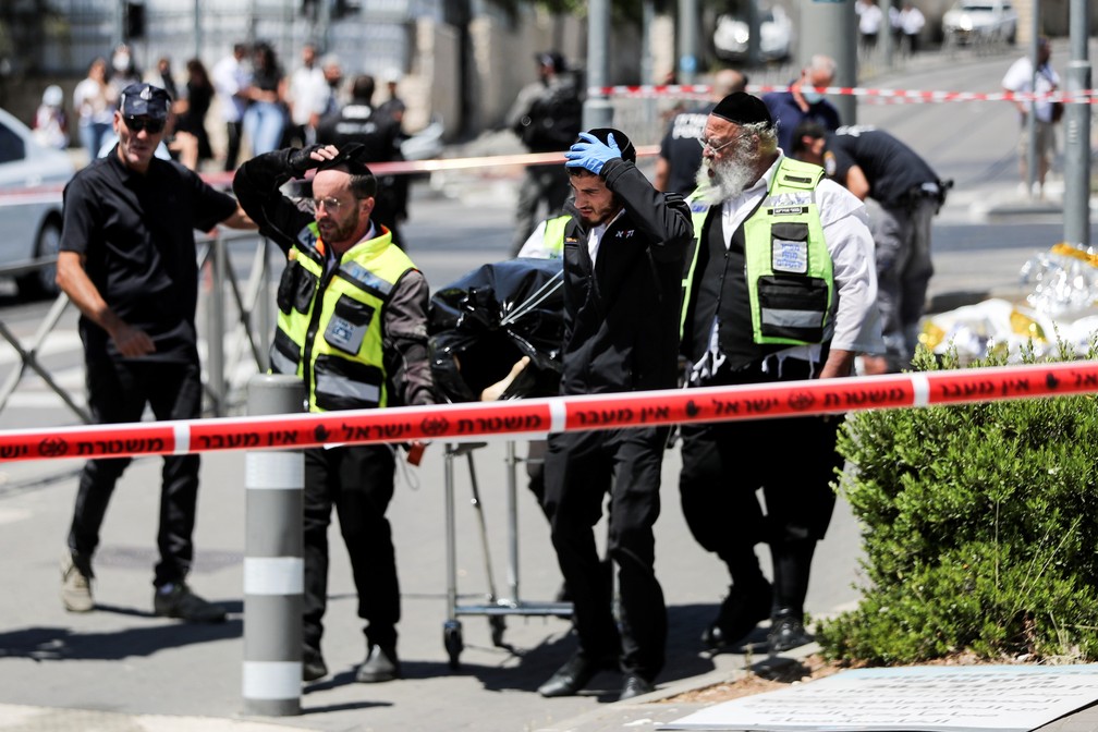 Palestino esfaqueia 2 pessoas em Jerusalém e é morto pela polícia - News Rondônia