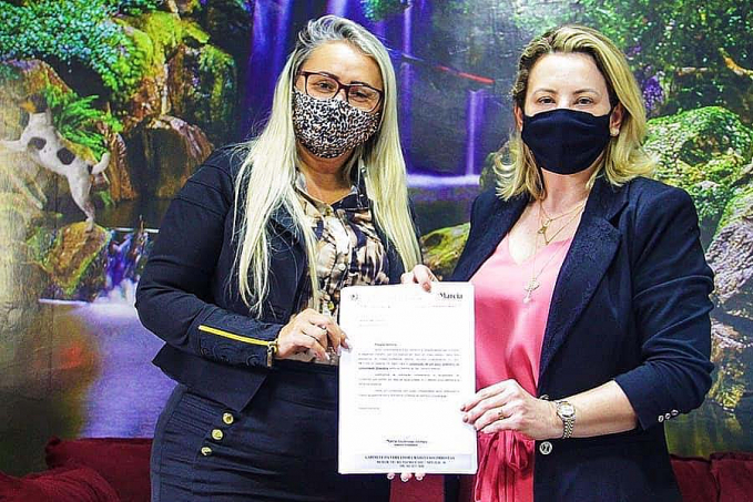 Vereadora Márcia Socorristas Animais consegue R$ 1 milhão para saúde através de emenda parlamentar - News Rondônia