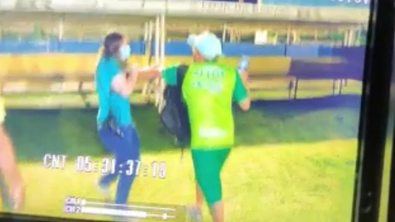 VÍDEO: Jornalista é agredida e agarrada no pescoço após filmar briga generalizada entre times - News Rondônia