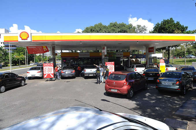 Governadores decidem manter congelamento de ICMS sobre combustíveis por mais 60 dias - News Rondônia