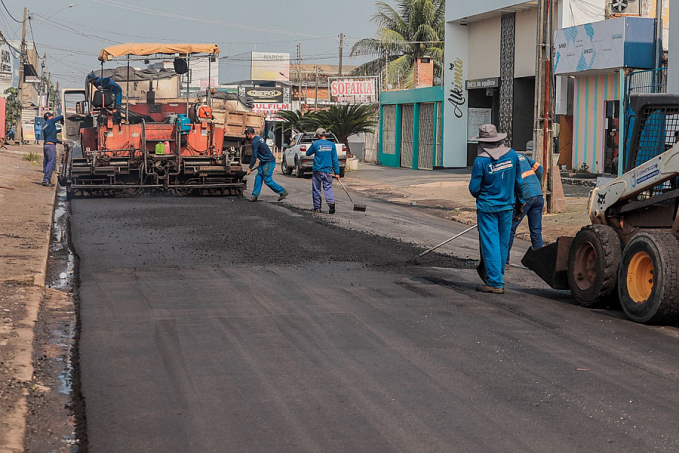 TRAFEGABILIDADE - Rua Almirante Barroso recebe recapeamento - News Rondônia