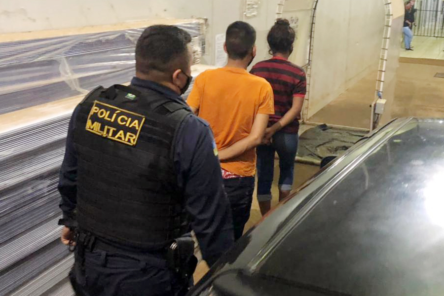 RASTREOU - Casal é preso com tablet roubado de revendedora de roupas - News Rondônia