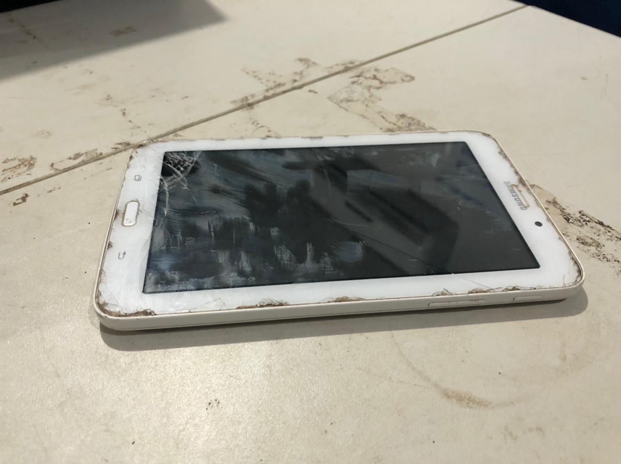 RASTREOU - Casal é preso com tablet roubado de revendedora de roupas - News Rondônia