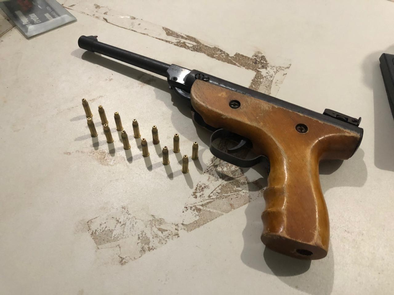 Homem é preso armado após ameaçar esposa na região leste de Porto Velho - News Rondônia