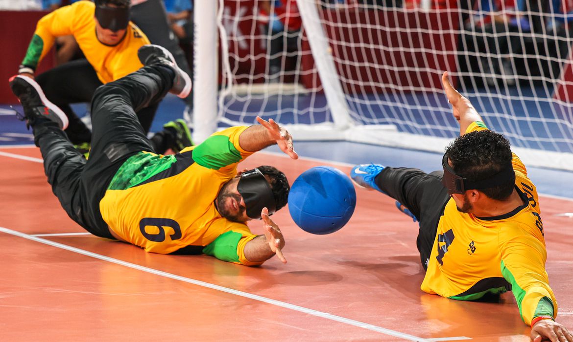 Goalball: seleção masculina bate Lituânia e fará final com China - News Rondônia
