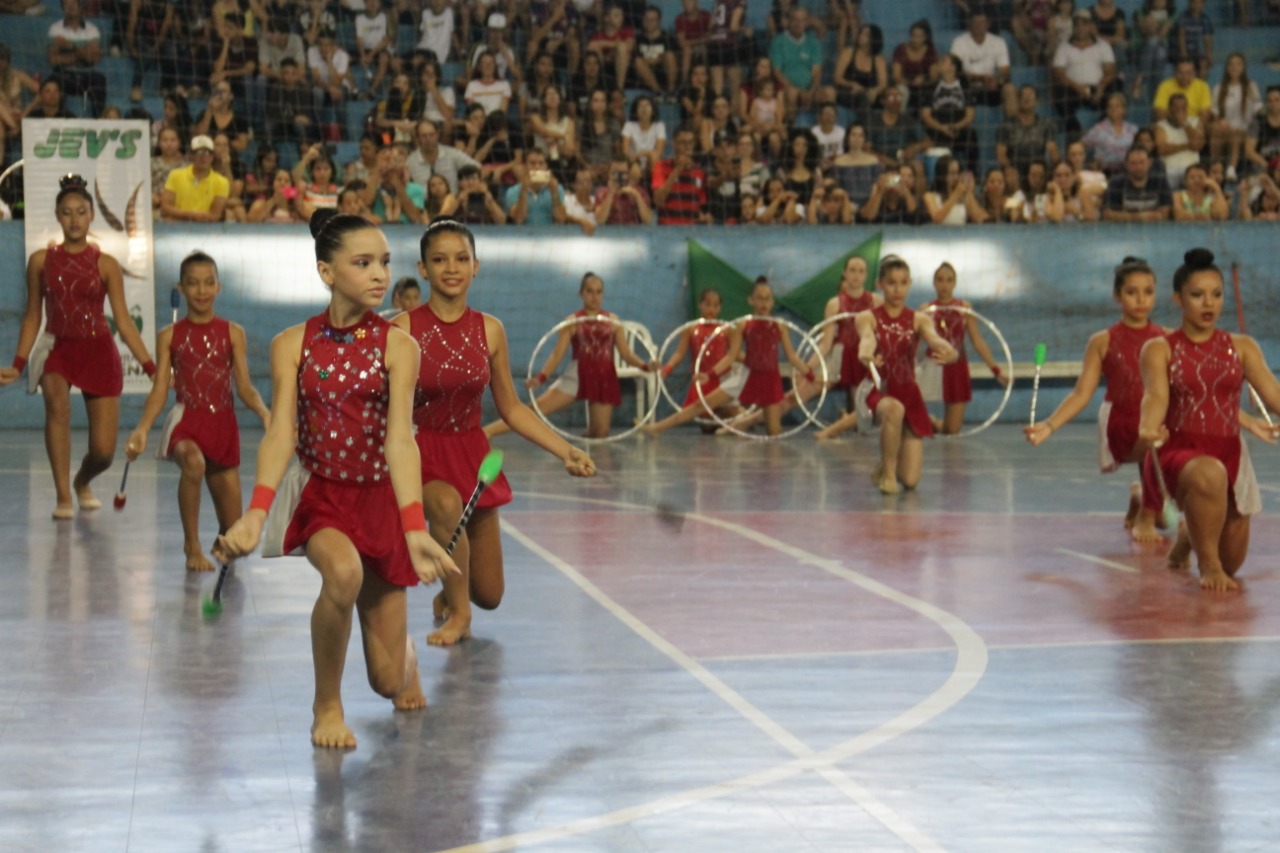 COM SHOW DE APRESENTAÇÕES, PREFEITURA DÁ O PONTAPÉ INICIAL DOS JOGOS ESCOLARES DE VILHENA - News Rondônia