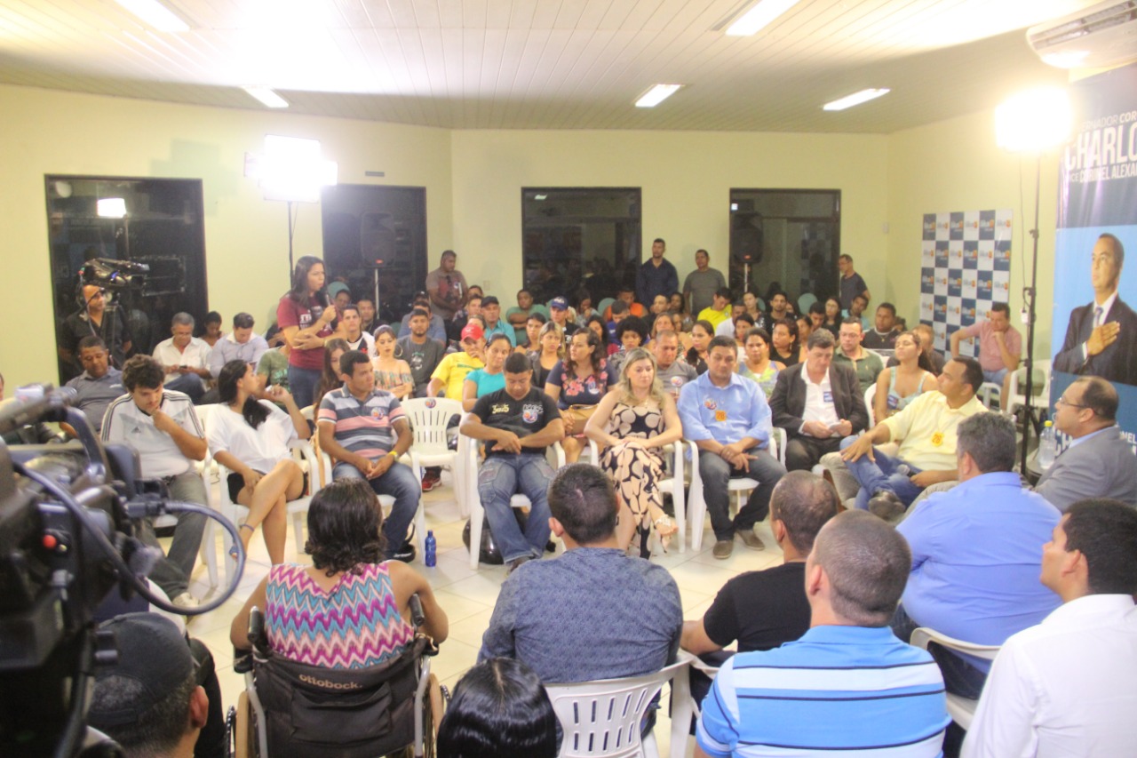 CORONEL CHARLON REÚNE IMPRENSA E POPULAÇÃO PARA DEBATER PROPOSTAS DE GOVERNO - News Rondônia
