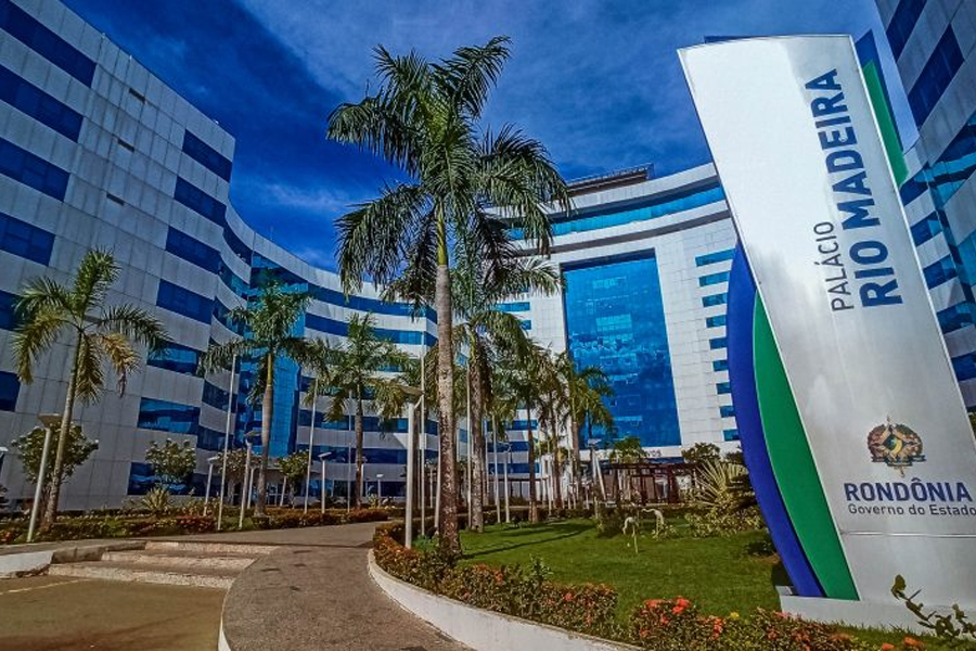 REAJUSTE - Proposta do Governo de Rondônia sobre reajuste salarial é apresentada aos representantes dos militares e comitê formado por esposas - News Rondônia