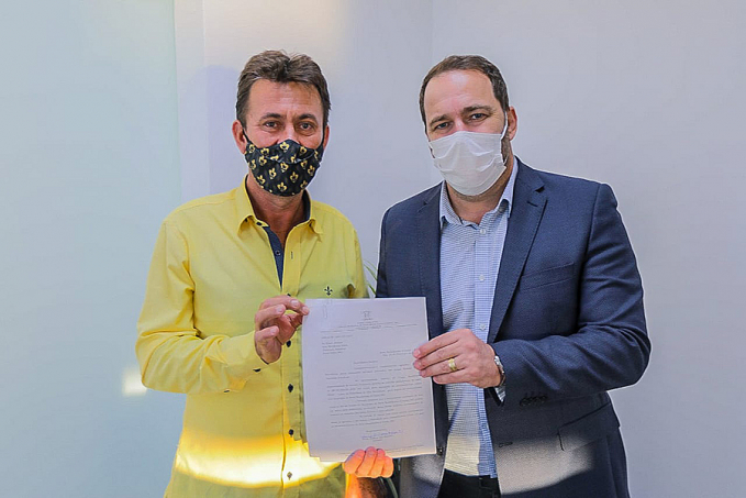 Presidente Alex Redano destina R$ 250 mil para melhorias nas estradas rurais de Nova Brasilândia do Oeste - News Rondônia