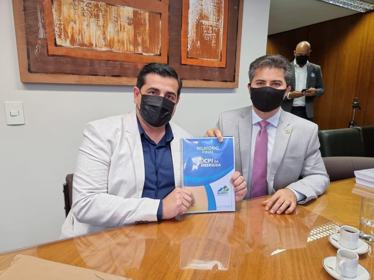 Breno Mendes entrega relatório final da CPI da Energisa ao Senador Marcos Rogério - News Rondônia