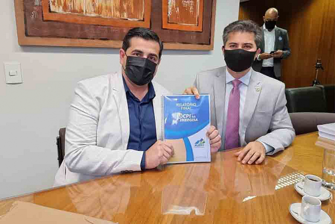 Breno Mendes entrega relatório final da CPI da Energisa ao Senador Marcos Rogério - News Rondônia