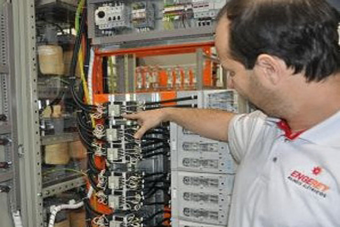 Banco de capacitores é a aposta certa para a agroindústria reduzir o consumo de energia, combater o desperdício e se livrar das pesadas multas - News Rondônia