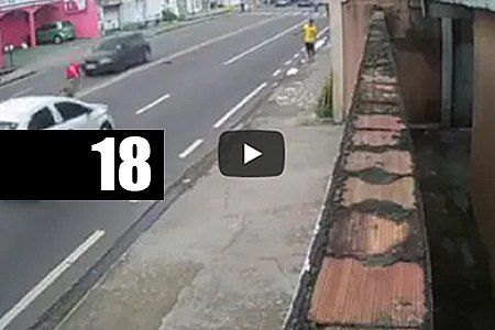 MANAUS: HOMEM É ATROPELADO E ARREMESSADO APÓS ATRAVESSAR AVENIDA ATENDENDO TELEFONE - VÍDEO - News Rondônia