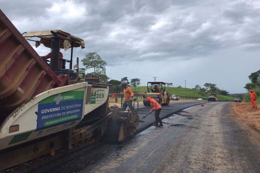PAVIMENTAÇÃO - DER executa 60 quilômetros de asfalto na RO-460, no acesso ao município de Buritis - News Rondônia
