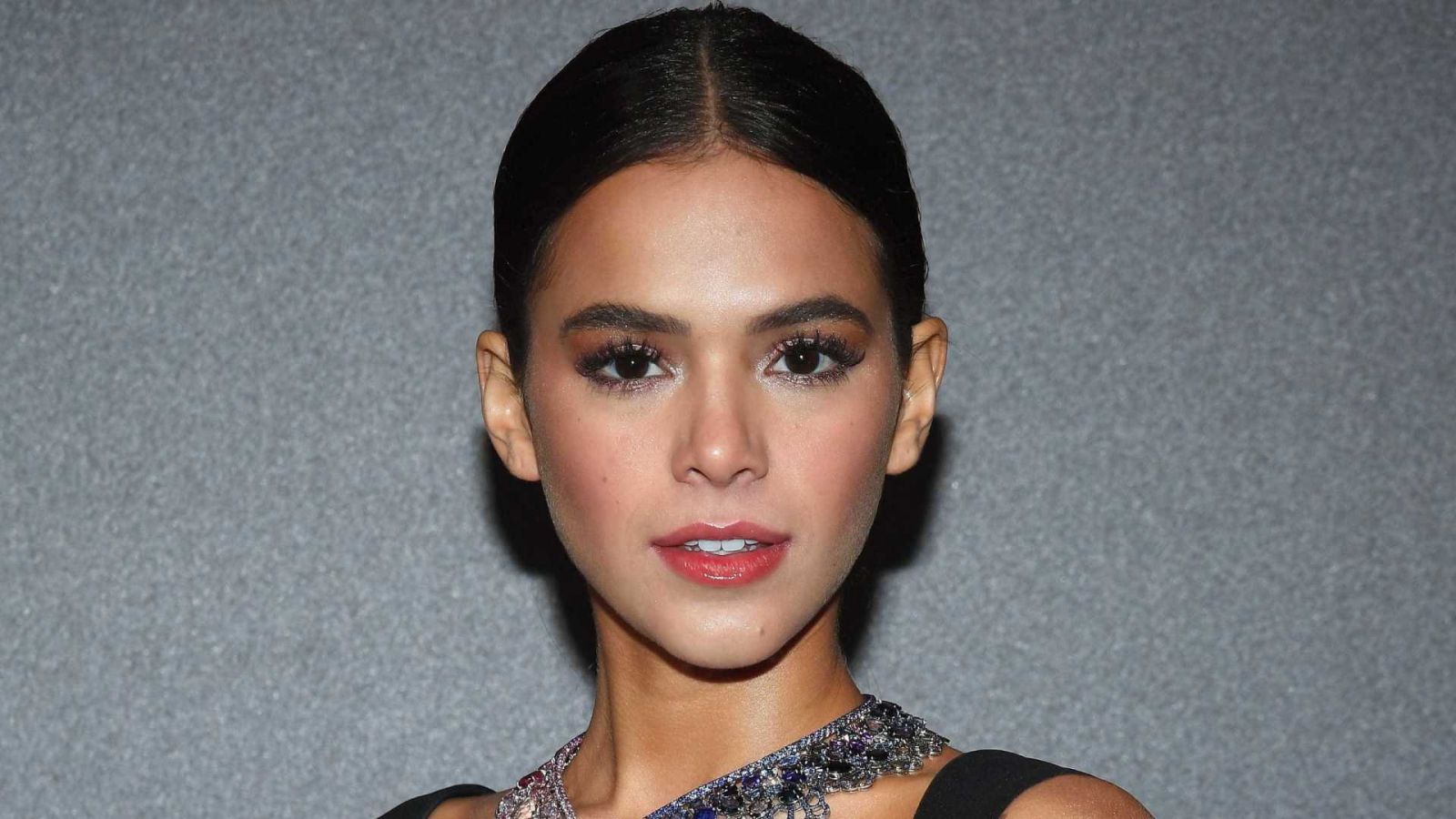 BRUNA MARQUEZINE NEGOCIA NOVA FOLGA PARA IR À RÚSSIA VER NEYMAR - News Rondônia
