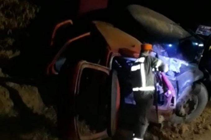TRAGÉDIA EM RONDÔNIA: Casal e criança morrem em acidente de trãnsito com caminhão toreiro - News Rondônia