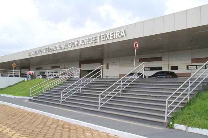 PISTA DO AEROPORTO DE PORTO VELHO É FECHADA POR QUASE TRÊS HORAS - News Rondônia