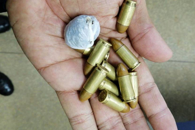 Procurando drogas, Força Tática prende suspeito de 21 anos com munições - News Rondônia