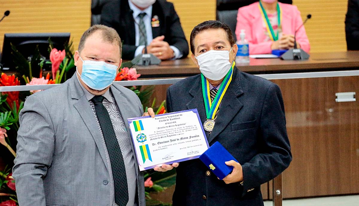Procurador do Ministério Público recebe homenagem na Assembleia Legislativa do Estado - News Rondônia