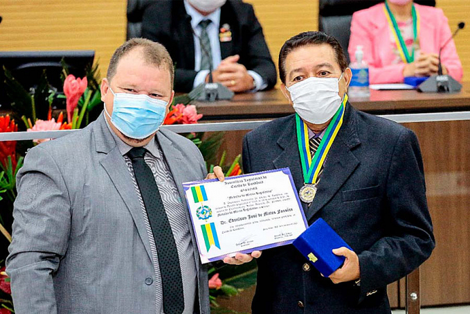 Procurador do Ministério Público recebe homenagem na Assembleia Legislativa do Estado - News Rondônia