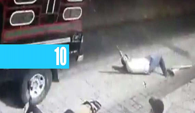 PREFEITO É AMARRADO EM CARRO E ARRASTADO POR NÃO CUMPRIR PROMESSA - VÍDEO - News Rondônia