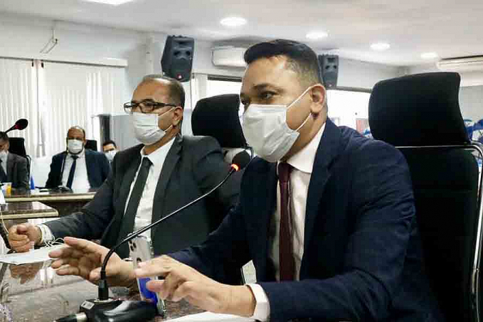 Mototaxistas pedem socorro e Vereador Isaque Machado sai em defesa da classe - News Rondônia