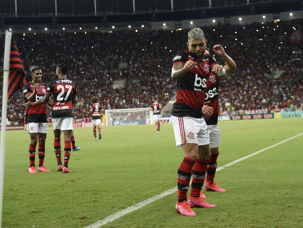 BIG BROTHER BRASIL: GABIGOL E RICHARLISON PROMETEM SORTEAR CAMISAS PARA TIRAR MANU DO PROGRAMA - News Rondônia