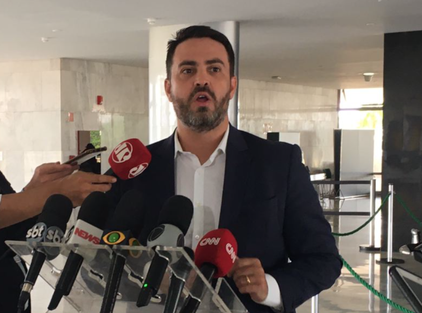 Em agenda com Bolsonaro, Líder do Podemos sugere corte em supersalários para financiar Renda Cidadã - News Rondônia
