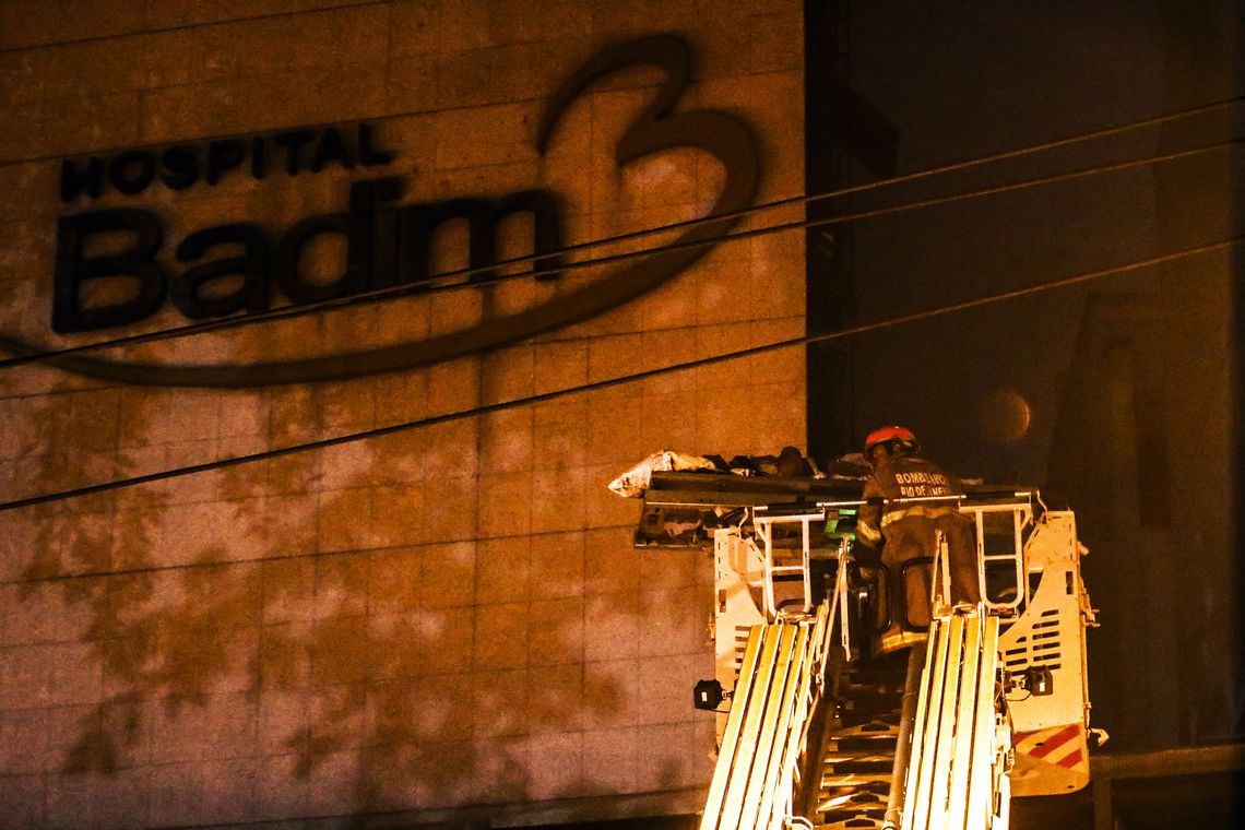MORRE 13ª VÍTIMA DE INCÊNDIO EM HOSPITAL NO RIO - News Rondônia