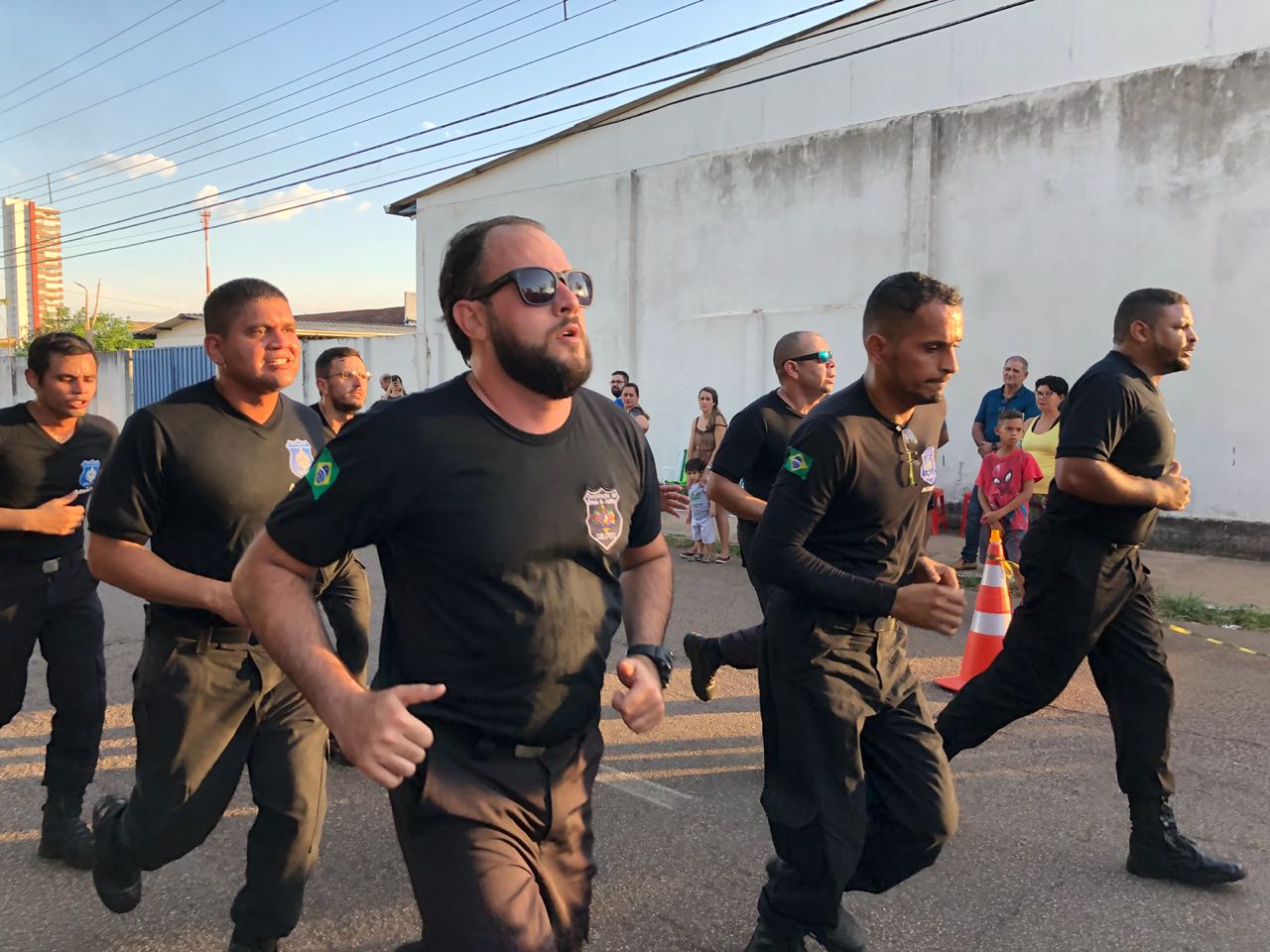AGENTES PENITENCIÁRIOS PARTICIPAM PELA PRIMEIRA VEZ DA CORRIDA DO FOGO - News Rondônia