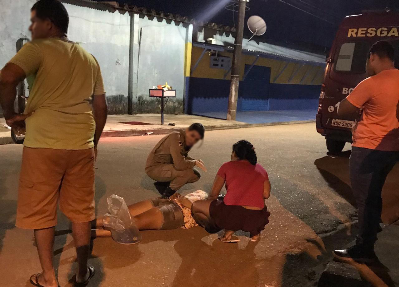 MOTO TAXISTA INVADE PREFERENCIAL E CAUSA ACIDENTE COM CASAL EM MOTOCICLETA - News Rondônia