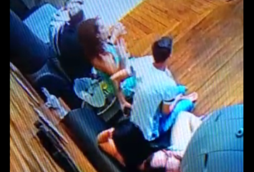 CÂMERAS DE MONITORAMENTO MOSTRAM RAPAZ FURTANDO CELULAR EM BADALADA CASA NOTURNA DE VILHENA - VEJA VÍDEO - News Rondônia