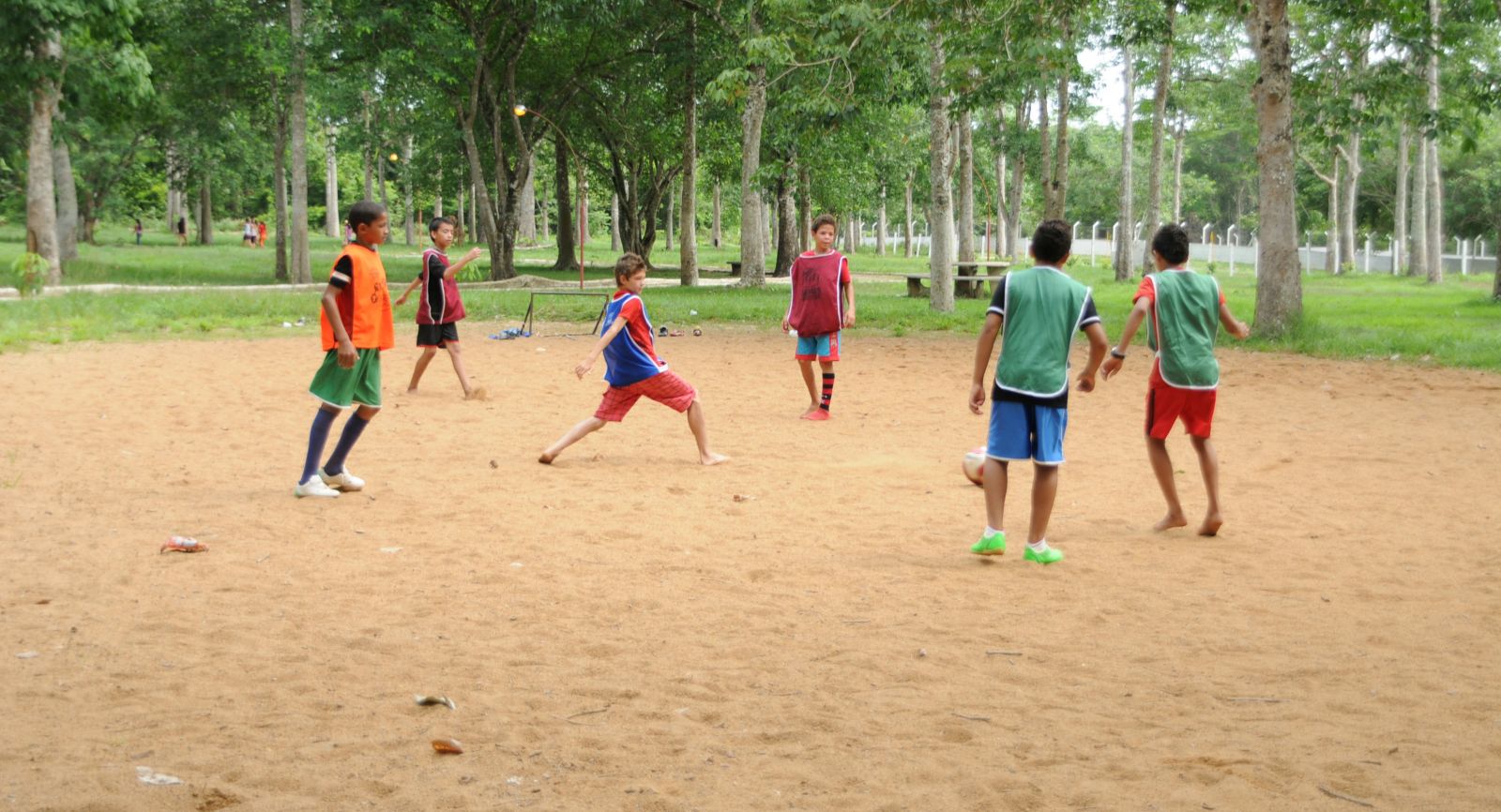 PORTO VELHO: SEMES REALIZA RUA DE LAZER E TORNEIOS DE VÔLEI E FUTSAL EM FORTALEZA DO ABUNÃ - News Rondônia