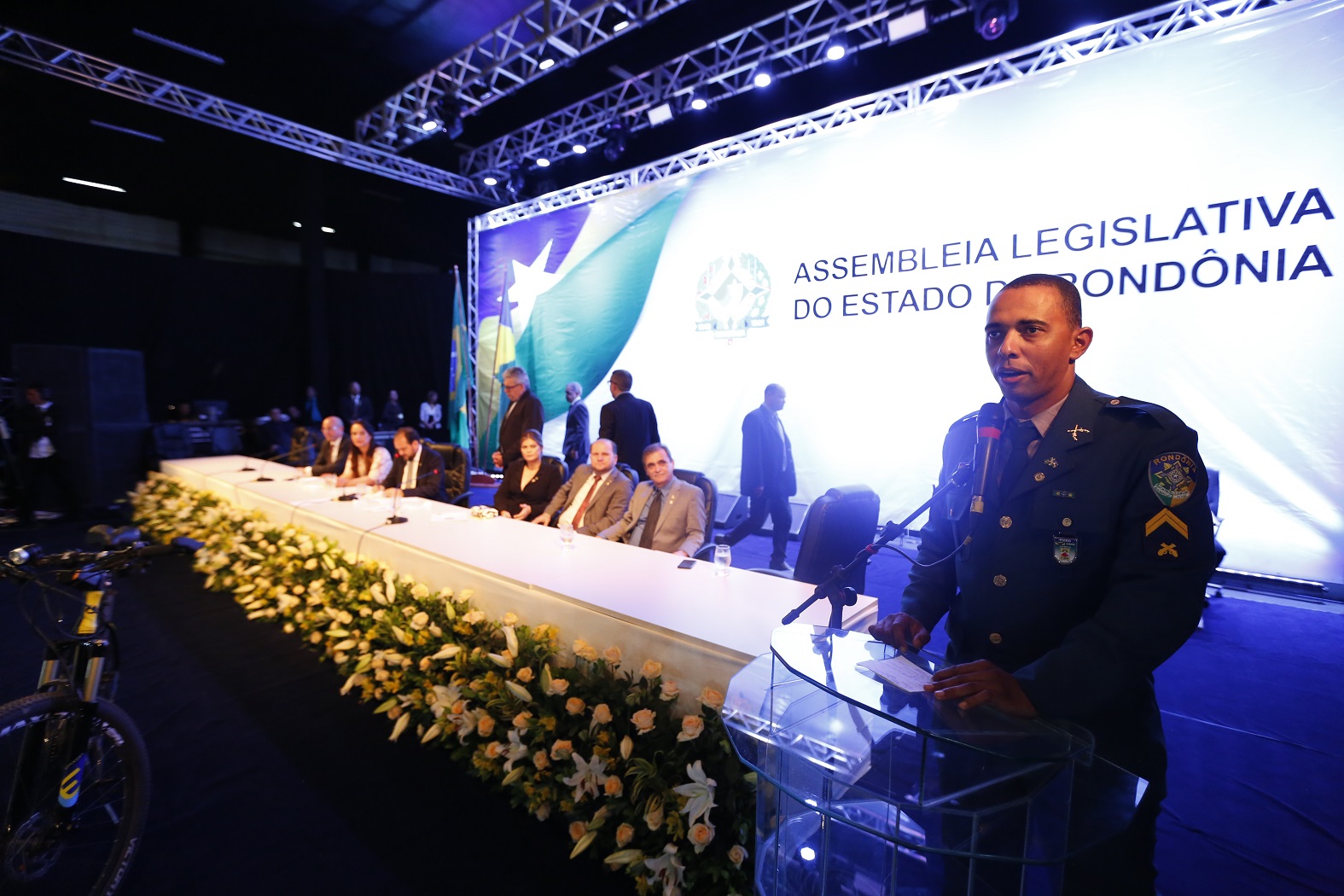 DEPUTADO EXIBIU UMA BICICLETA EM PLENÁRIO E DEFENDEU GARANTIAS DE MOBILIDADE AOS CICLISTAS - News Rondônia