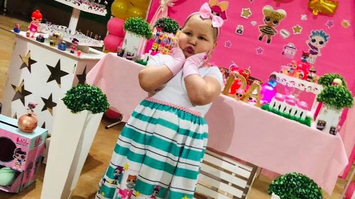VÍTIMA DE LEUCEMIA, CRIANÇA FAZ FESTA E COMEMORA QUE FARÁ TRANSPLANTE DE MEDULA - News Rondônia