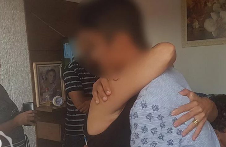 GAROTO FURTA MATERIAL ESCOLAR, É APREENDIDO EM SALA DE AULA E O FINAL DA HISTÓRIA VAI TE EMOCIONAR - News Rondônia