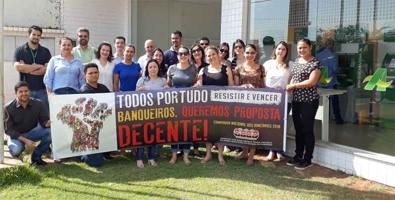 EM RESPOSTA À PROPOSTA INDECENTE DA FENABAN, BANCÁRIOS FECHAM 18 AGÊNCIAS EM RONDÔNIA - News Rondônia