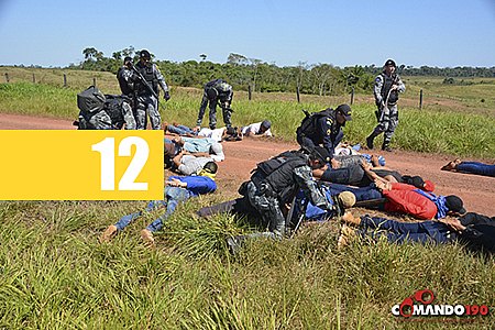 PM E PC PRENDEM MEMBROS DA LCP APÓS INVADIR FAZENDA E TORTURAR PROPRIETÁRIOS EM ALVORADA DO OESTE - VÍDEO E FOTOS - News Rondônia
