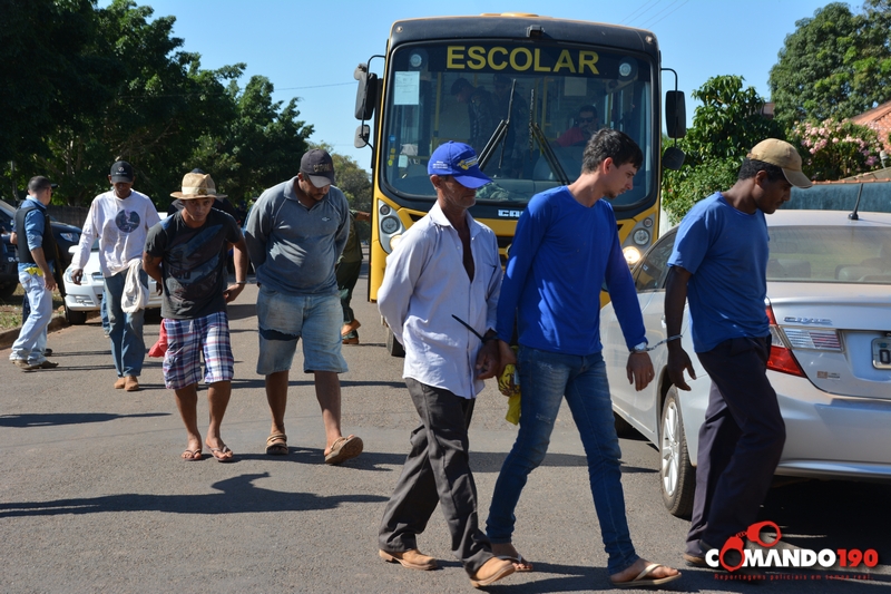 PM E PC PRENDEM MEMBROS DA LCP APÓS INVADIR FAZENDA E TORTURAR PROPRIETÁRIOS EM ALVORADA DO OESTE - VÍDEO E FOTOS - News Rondônia